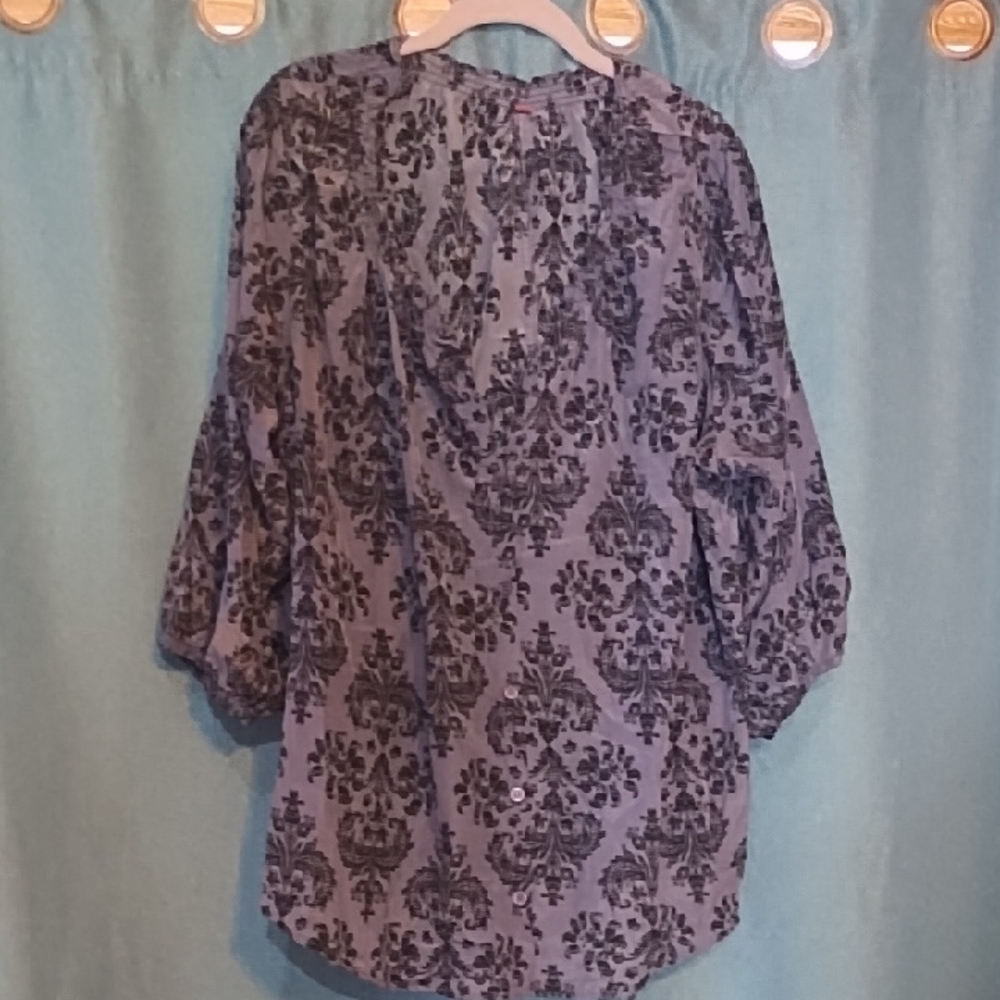 No Label Black and Deep Purple Patterned Women's Top